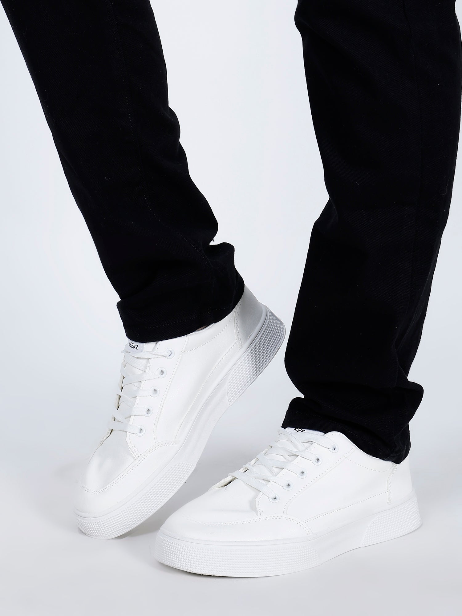 KEEKZ Men Solid Laced-Up Mid Heel Casual Sneakers