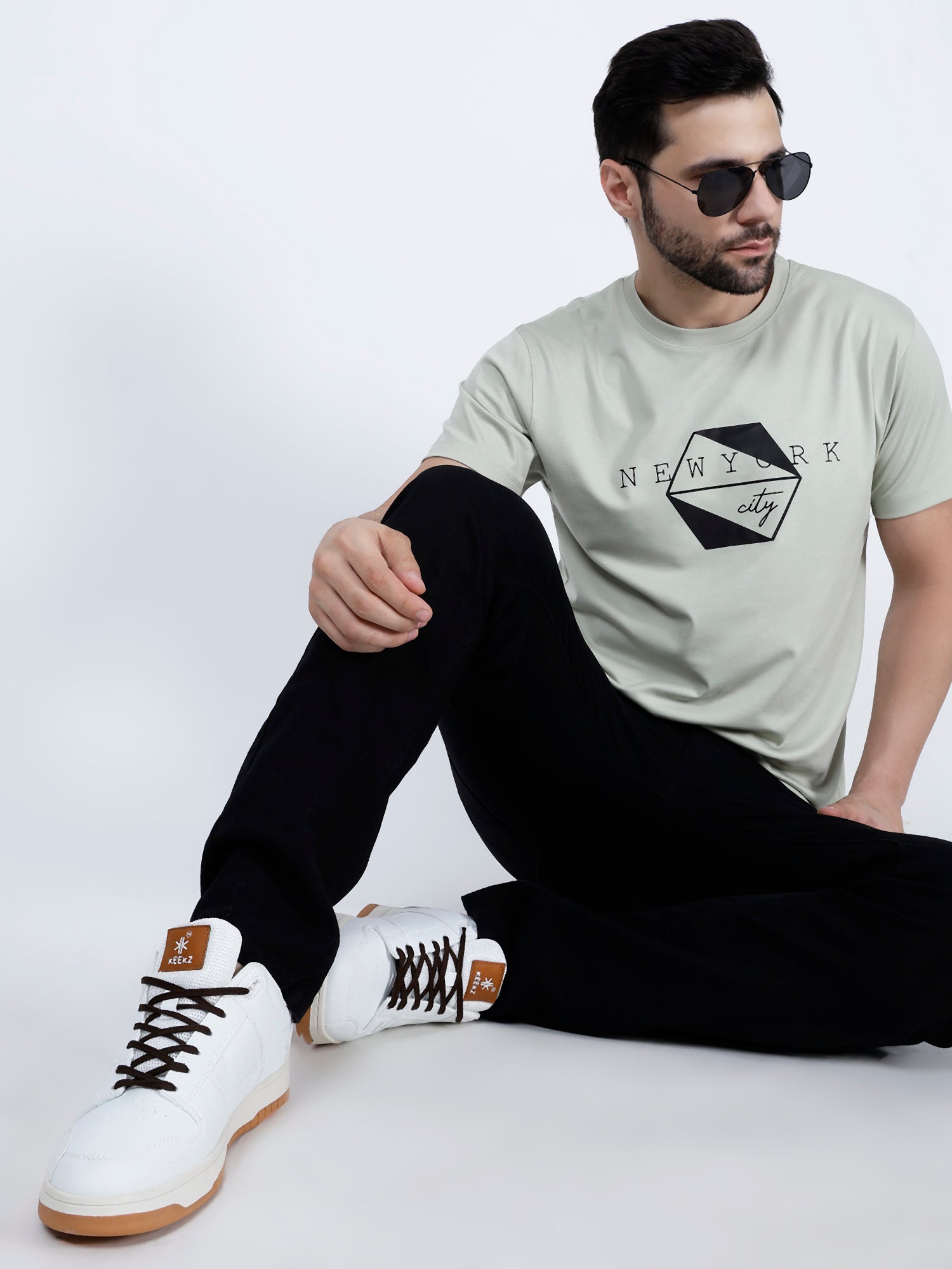 KEEKZ Men Perforated Laced-Up Casual Sneakers