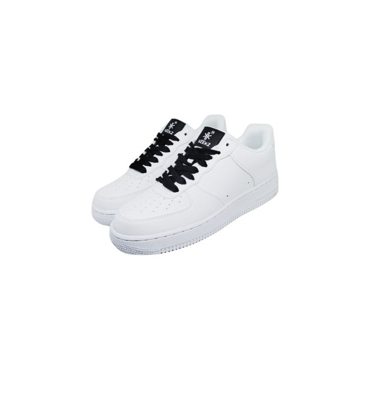 KEEKZ Girls Solid Laced-Up Casual Sneakers: Classic Style