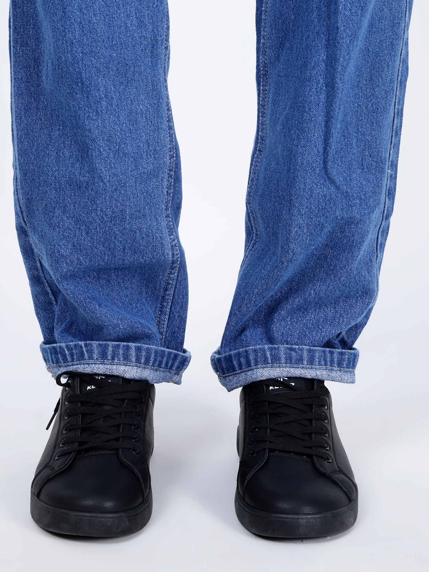 KEEKZ Men Solid Laced-Up Casual Sneakers: Classic Style