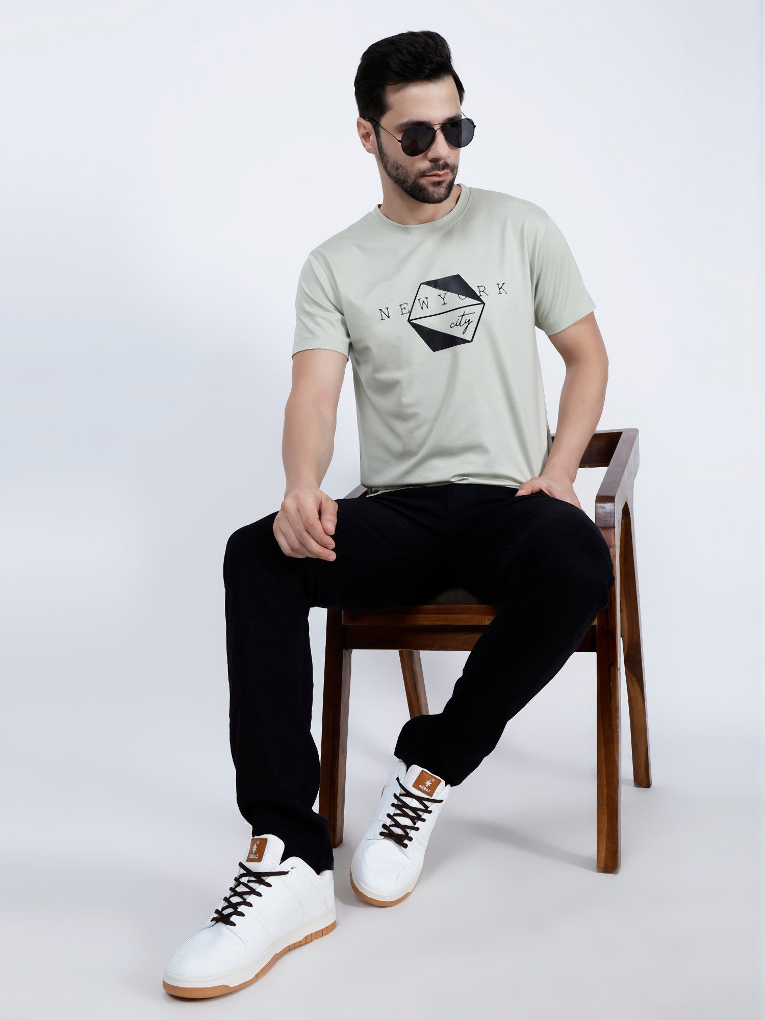 KEEKZ Men Perforated Laced-Up Casual Sneakers